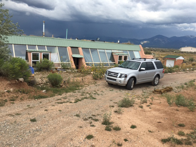 rosie on the house earthship 1